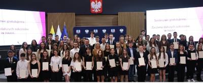 uczniowie, którzy otrzymali stypendium