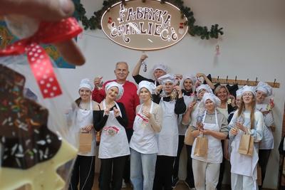 uczniowie podczas warsztatów