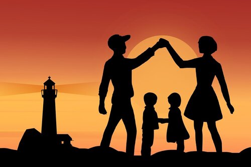 family8102845_1280.jpg[small]