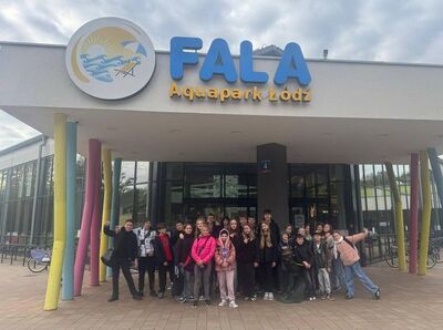 Wyjazd na basen kl. 4 i 8