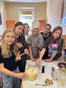 Shrove Tuesday w czwartej klasie! 