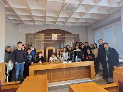 Wycieczka do sądu i Black World klasy 7.