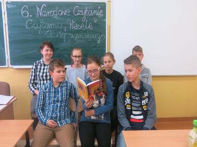 6. Narodowe Czytanie- Czytamy ,,Wesele