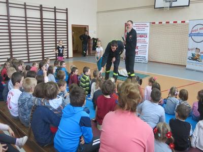 Spotkanie z przedstawicielami Państwowej Straży Pożarnej w ramach programu Kręci mnie bezpieczeństwo