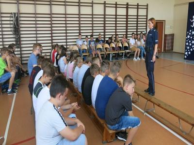 Spotkanie z przedstawicielami policji- Bezpieczne wakacje 2018r.