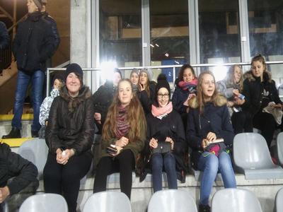Mecz Korona Kielce-Śląsk Wrocław. Uczennice klasy II gimnazjum, uczniowie kl.4, 6 szkoły podstawowej
