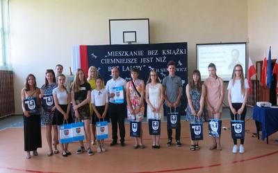 Laureaci konkursu ,,Sienkiewicz w oczach uczniów