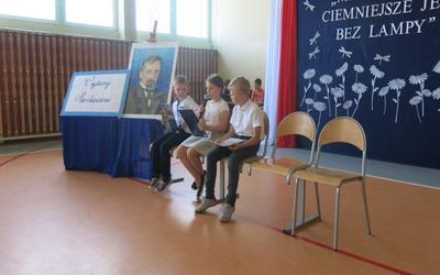 Konkurs pięknego czytania ,,Czytamy Sienkiewicza