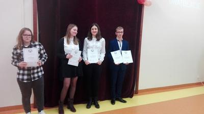 Wyróżnieni uczniowie klasy VIII