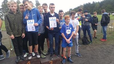 Chłopcy na podium