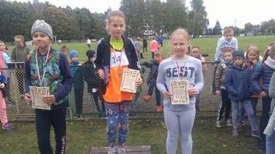 Dekoracja na podium Wiktorii Jakubowskiej