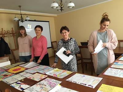 Jurorki Powiatowego Konkursu Plastycznego