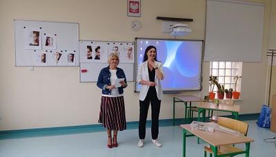 Pani Dyrektor PSP w Kokoszkowach wraz z organizatorką konkursu Panią Joanną Chudzik