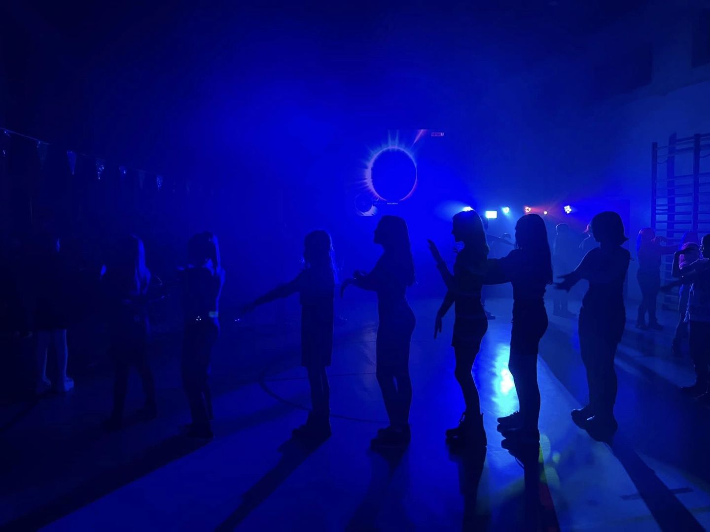 Tutaj powinien być opis obrazka