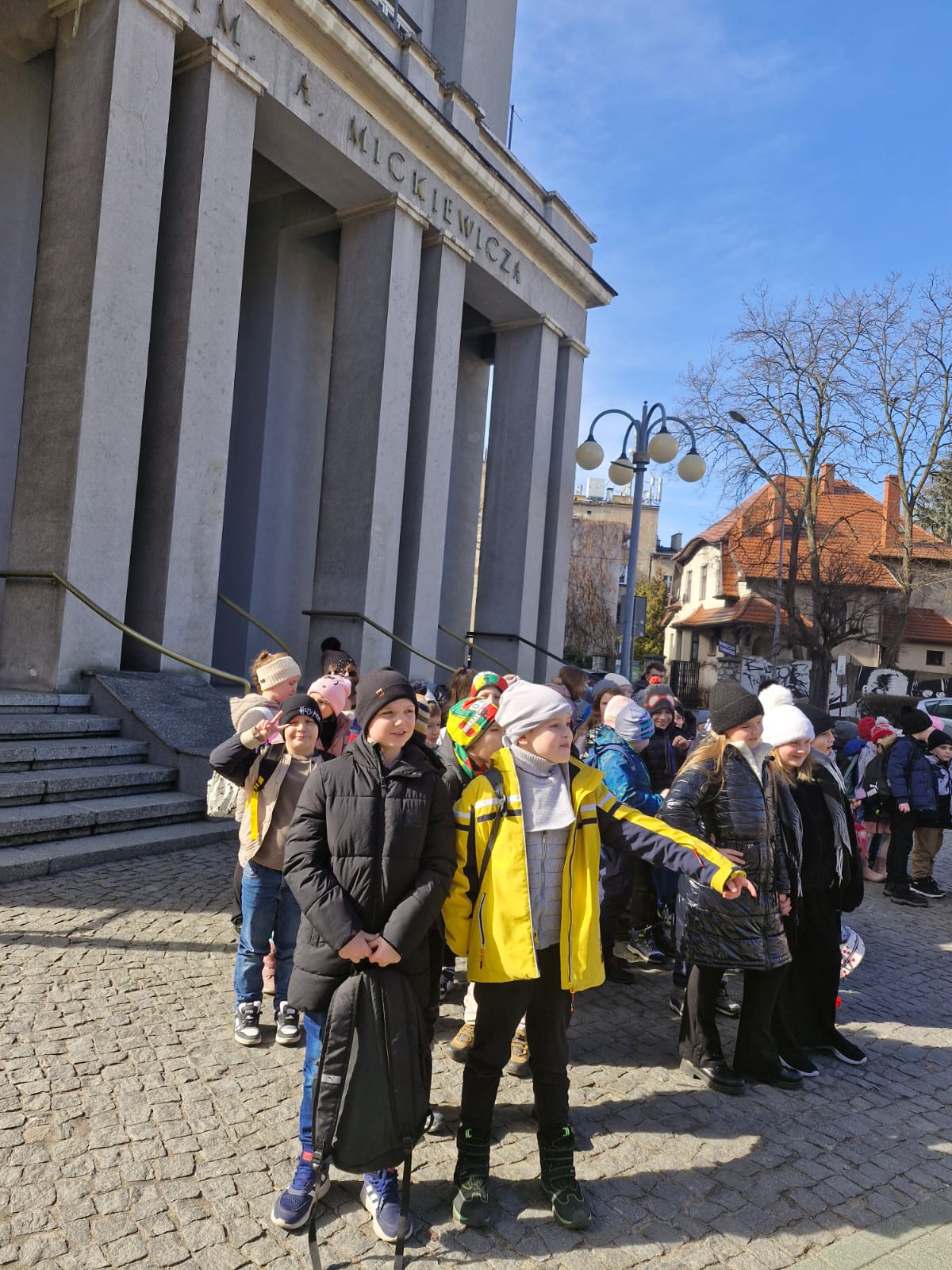Tutaj powinien być opis obrazka