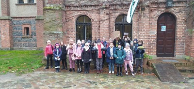 Uczniowie podczas wycieczki