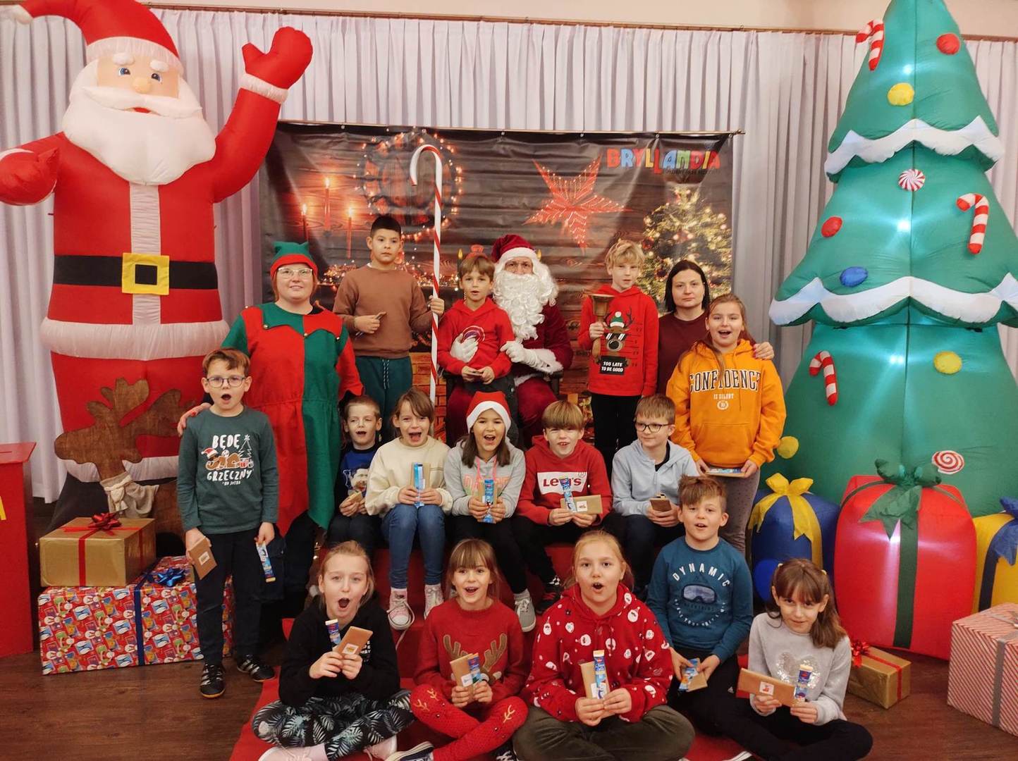 Tutaj powinien być opis obrazka