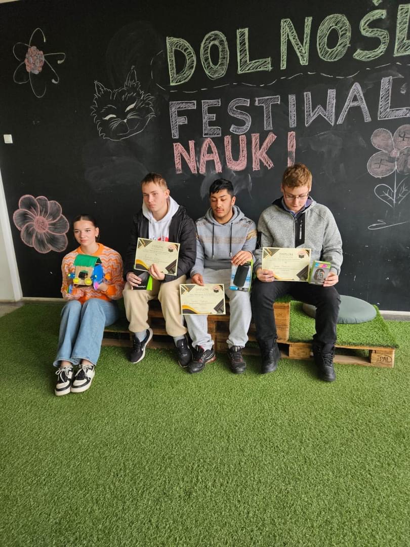 Festiwal naukowy w ZS5