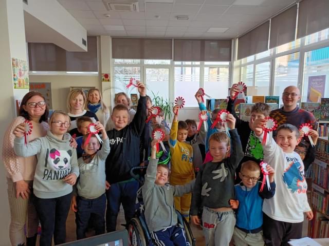 Warsztaty w bibliotece z okazji Święta Niepodległości