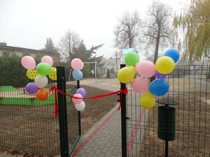 74601324_2426996737397694_4605833051744763904_ojpg [300x225]