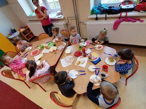 78275920_2469133499850684_5350464575667961856_njpg [300x225]