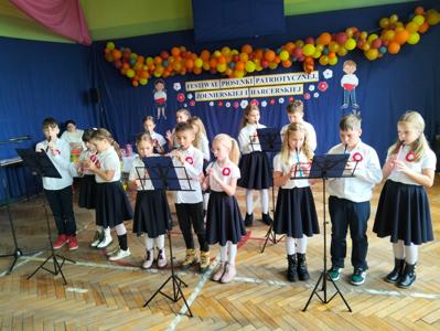 II FESTIWAL PIOSENKI PATRIOTYCZNEJ, ŻOŁNIERSKIEJ  I HARCERSKIEJ ,, PO ZIELONYM LESIE WIATR PIOSENKĘ NIESIE”