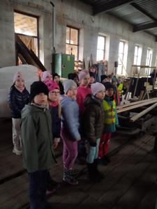 wycieczka do tartaku klasa 2a