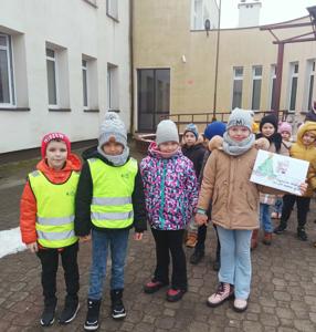 List do Świętego Mikołaja – wyjście uczniów klasy I b na pocztę