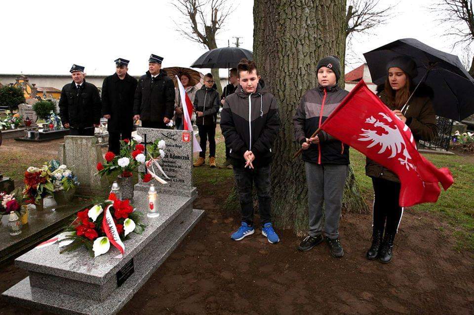 Tutaj powinien być opis