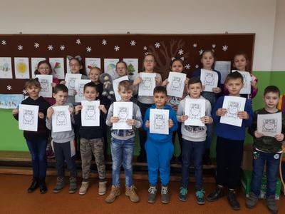 Uczniowie klasy drugiej i trzeciej podczas obchodów 
Światowego Dnia Kota