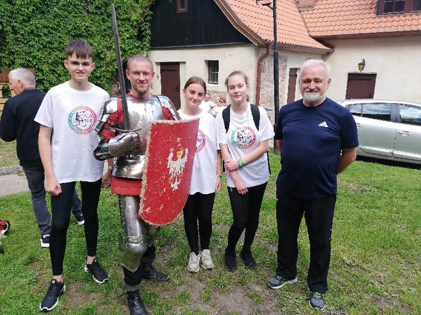 Tutaj powinien być opis obrazka