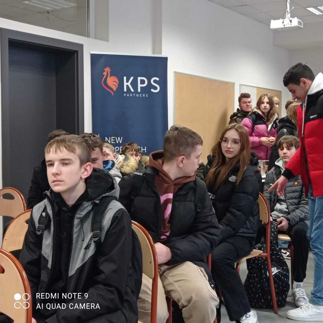 Tutaj powinien być opis obrazka