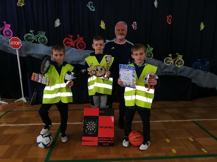 Tutaj powinien być opis obrazka