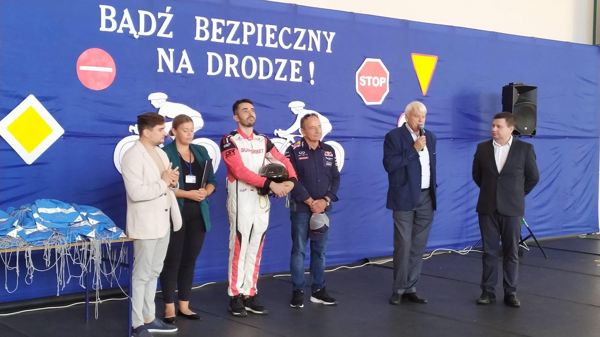 Tutaj powinien być opis obrazka