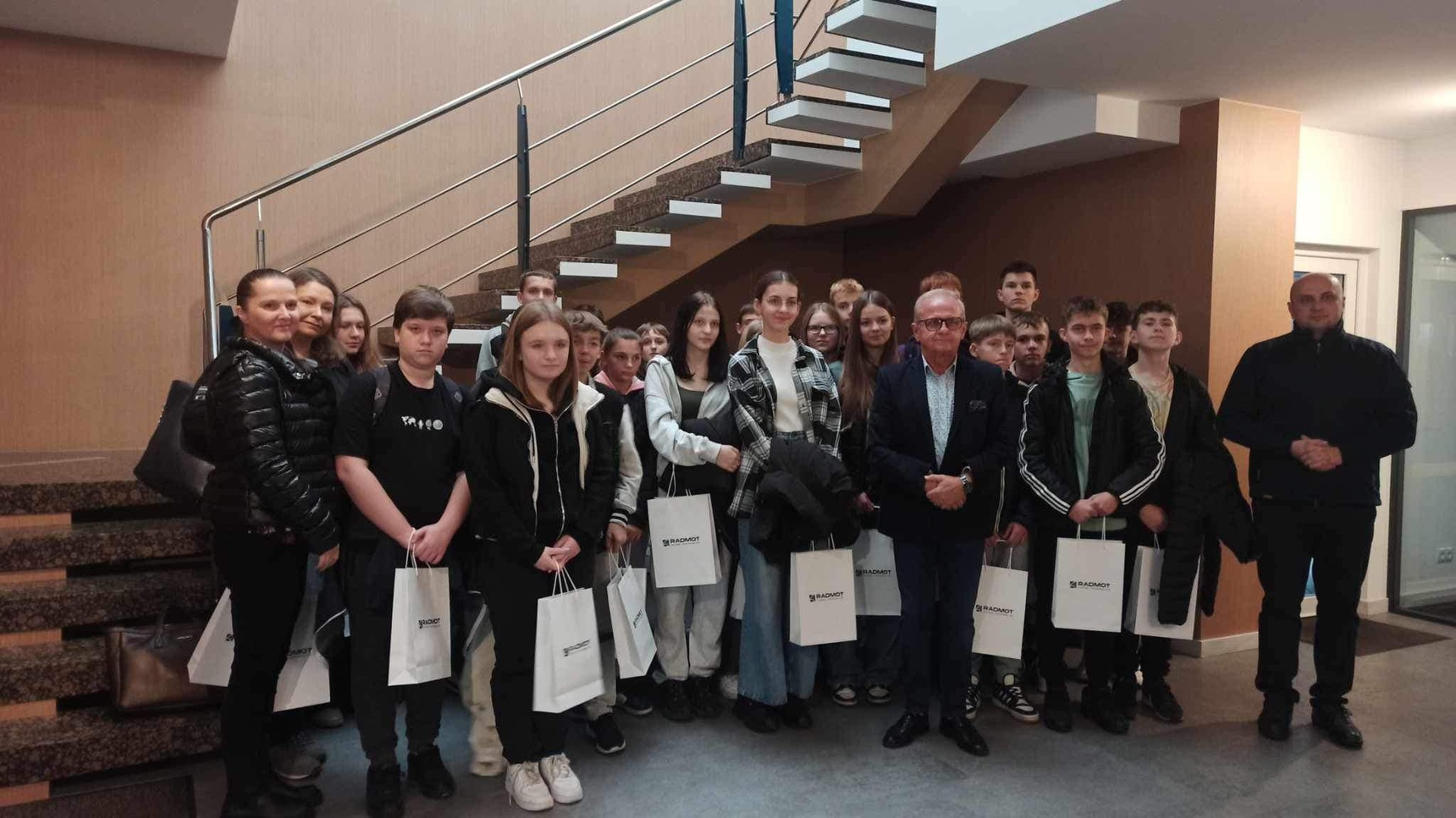 Tutaj powinien być opis obrazka