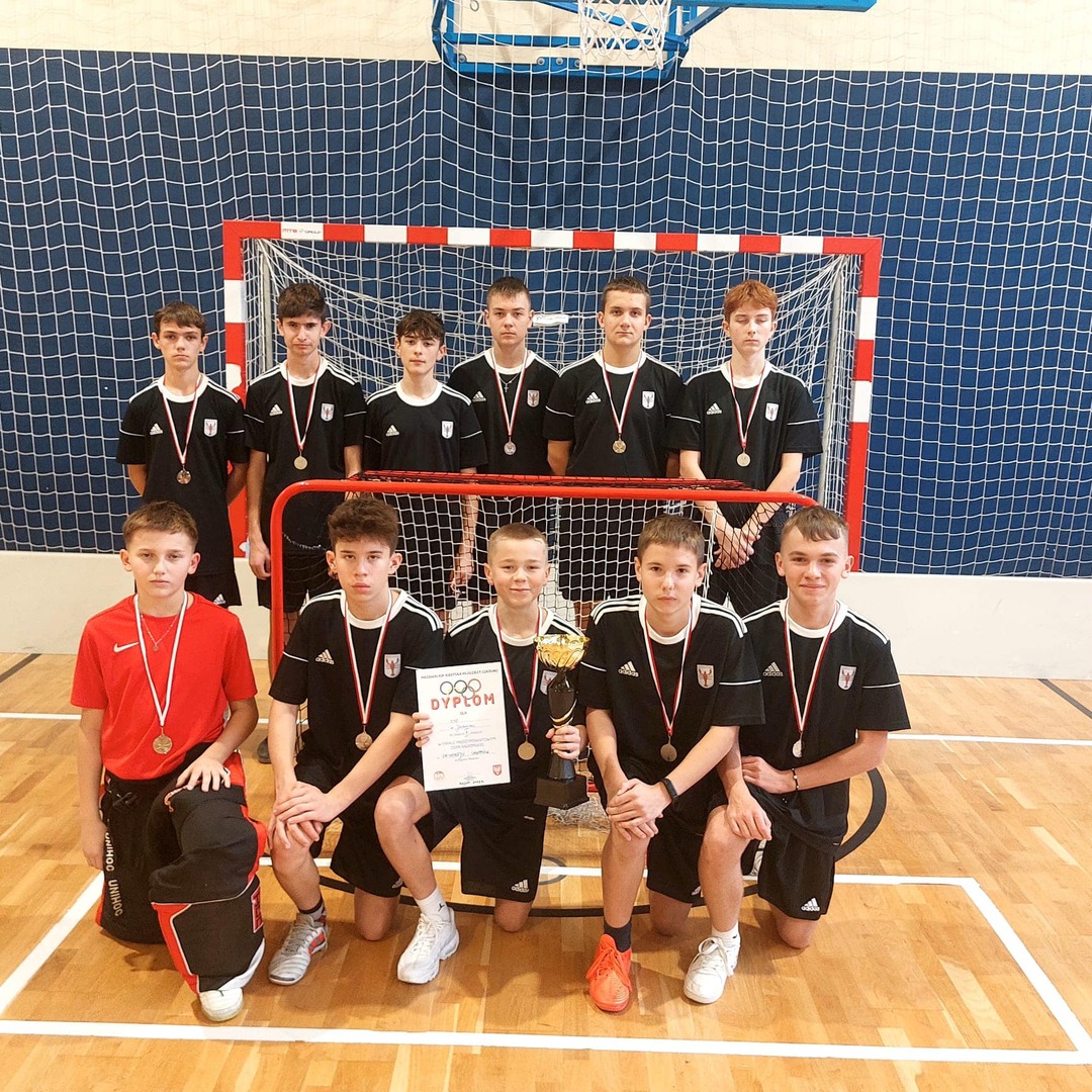 Tutaj powinien być opis obrazka