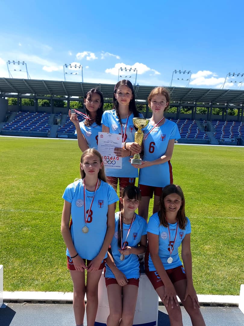 Tutaj powinien być opis obrazka