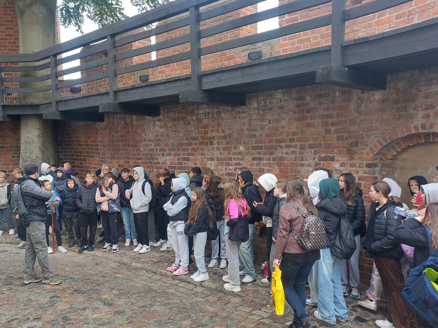 Tutaj powinien być opis obrazka