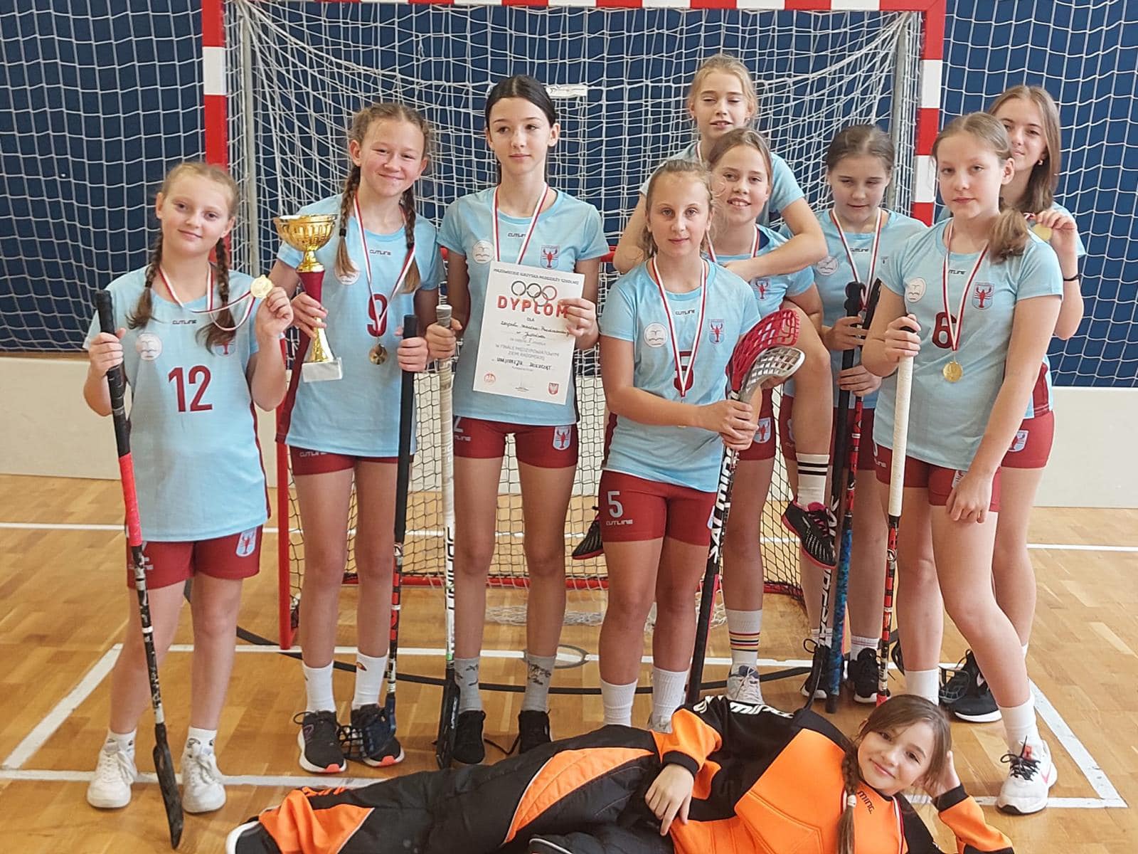 Tutaj powinien być opis obrazka