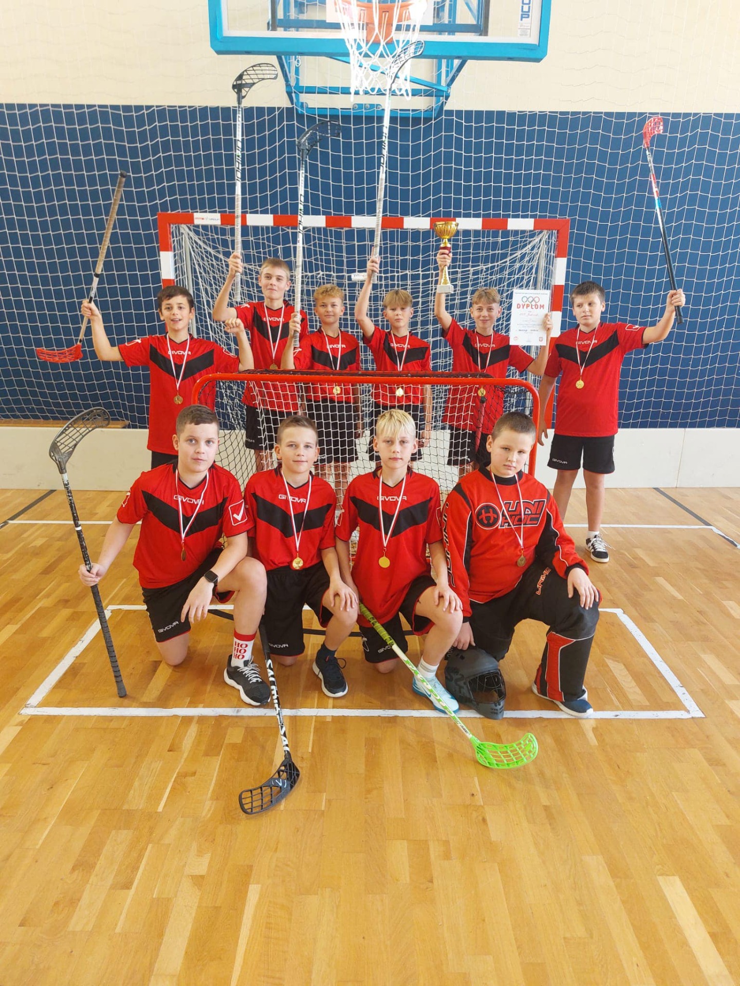 Tutaj powinien być opis obrazka