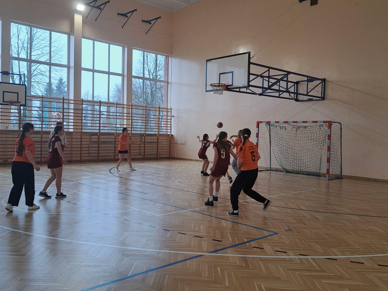 Tutaj powinien być opis obrazka