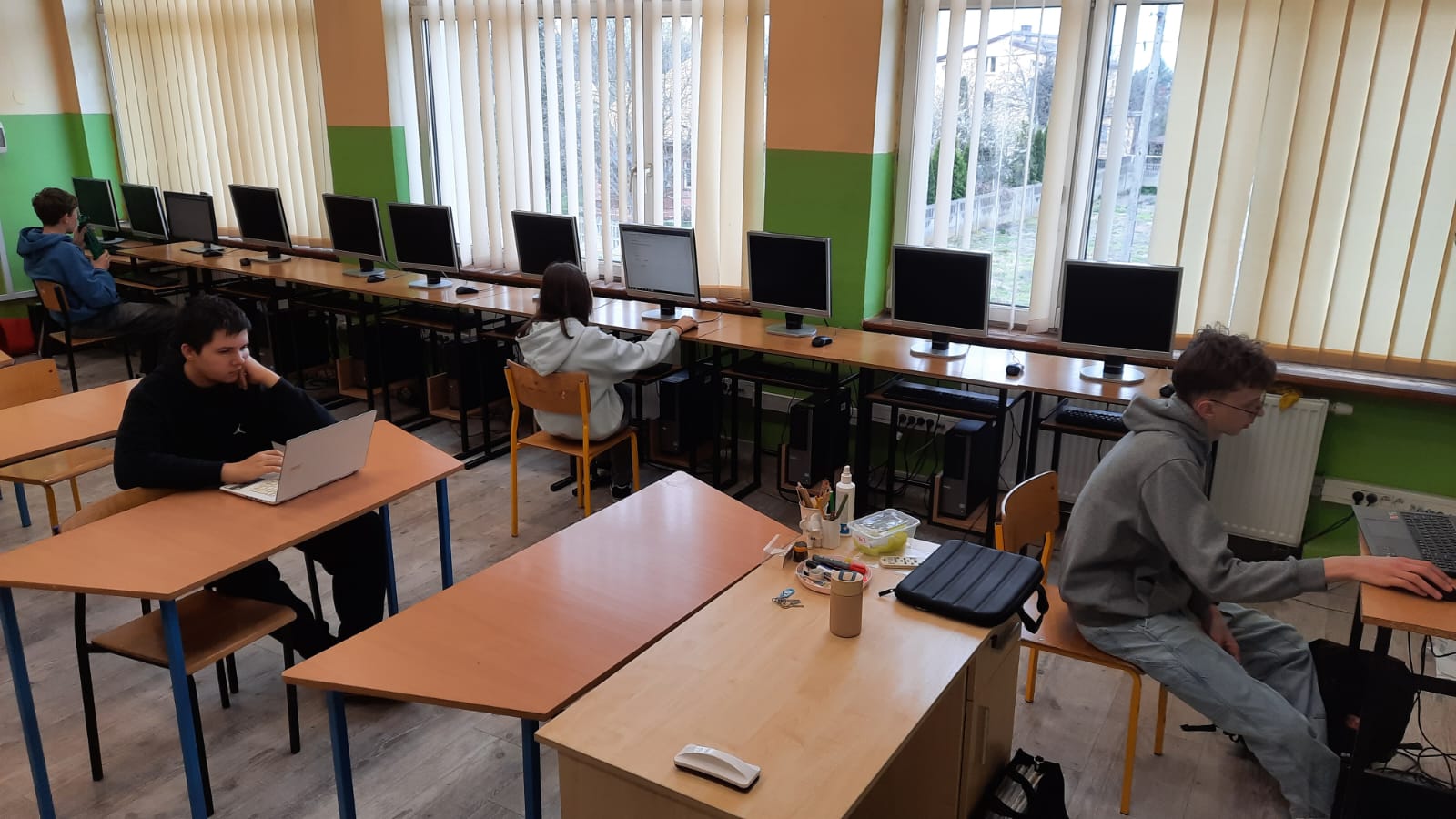 Tutaj powinien być opis