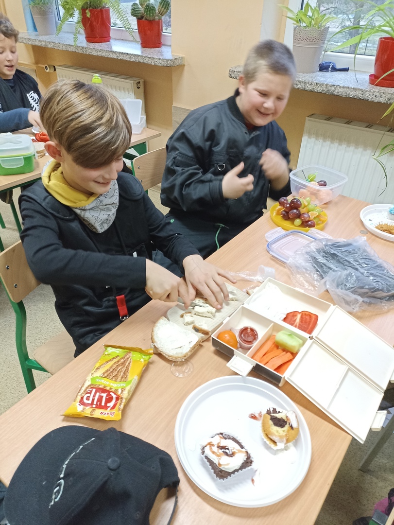 Tutaj powinien być opis