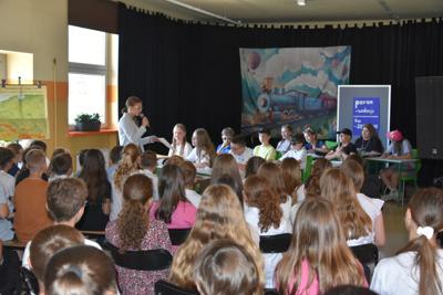 Akademia na zakończenie roku dla klas IV - VII