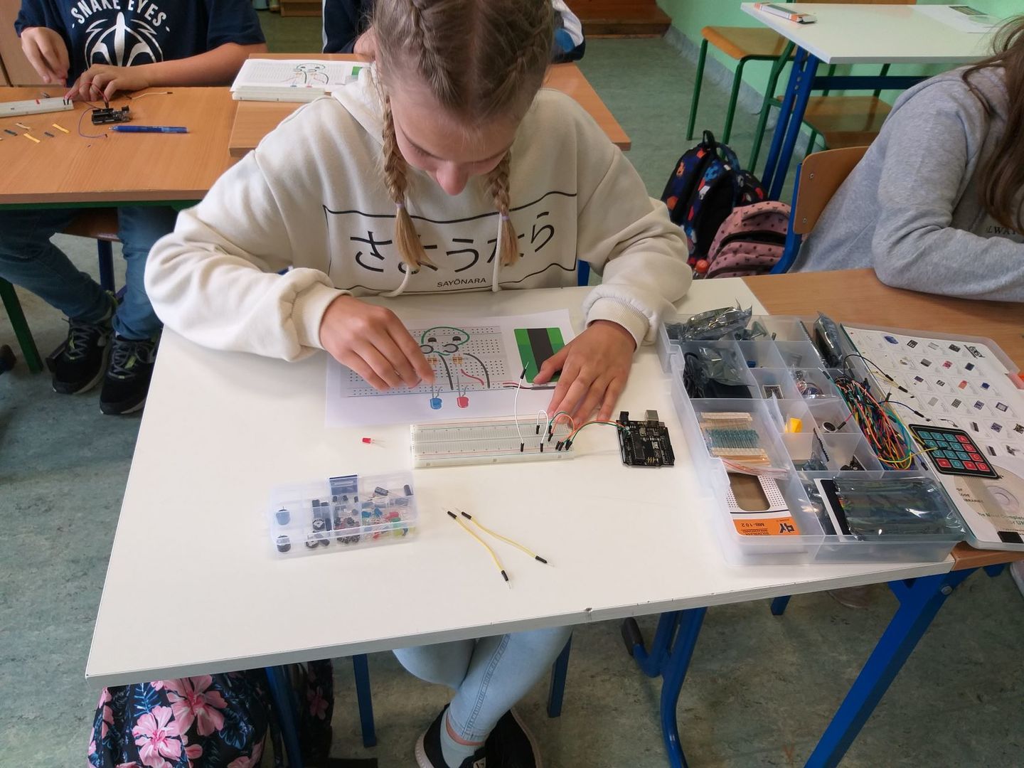 Tworzenie prostych obwodów na lekcjach techniki 