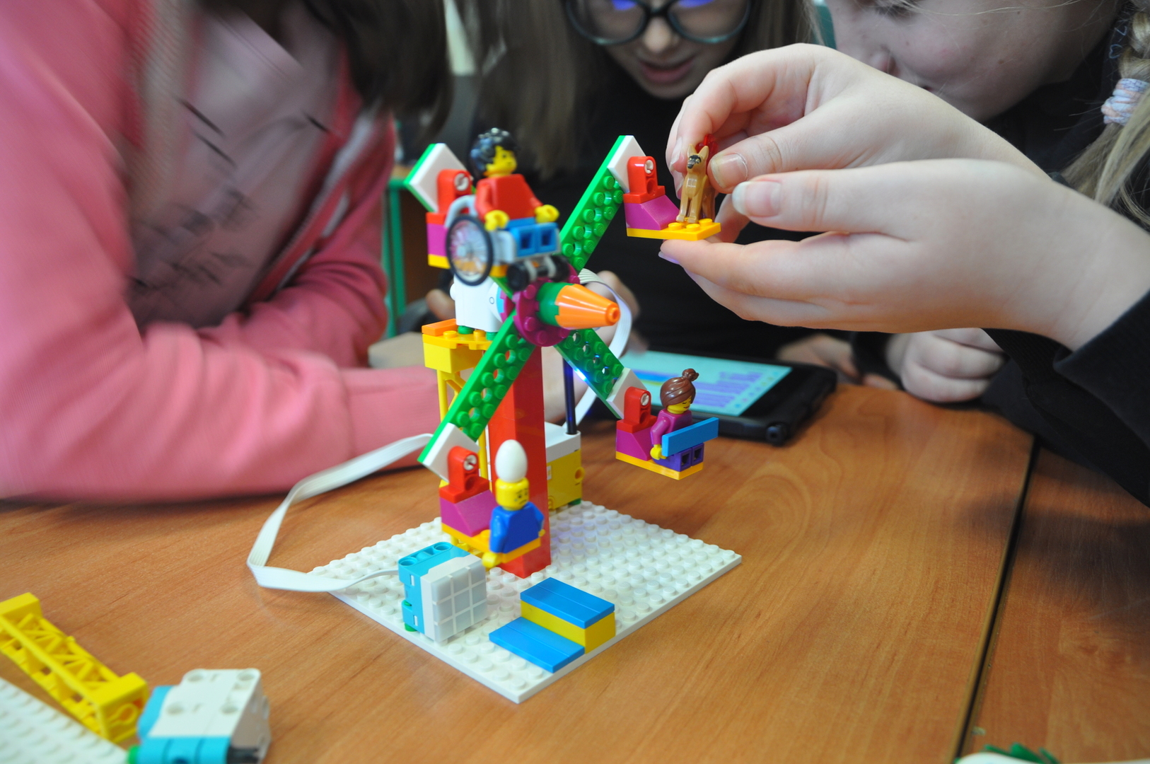 Klocki lego - mobilne laboratoria przyszłości