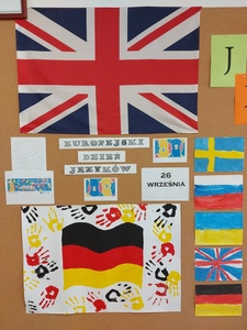 26 września Rada Europy w 2001 roku ustanowiła Europejskim Dniem Języków📝
Z tej okazji w naszej szko