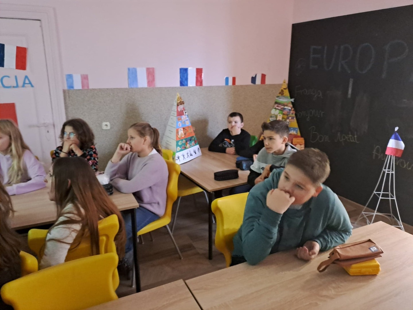 Tutaj powinien być opis obrazka