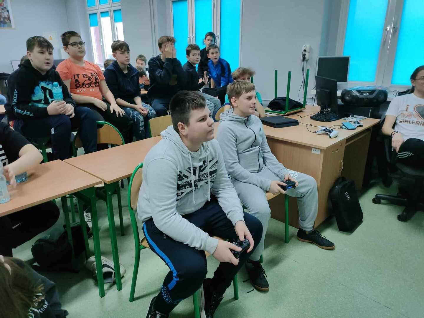 Tutaj powinien być opis obrazka