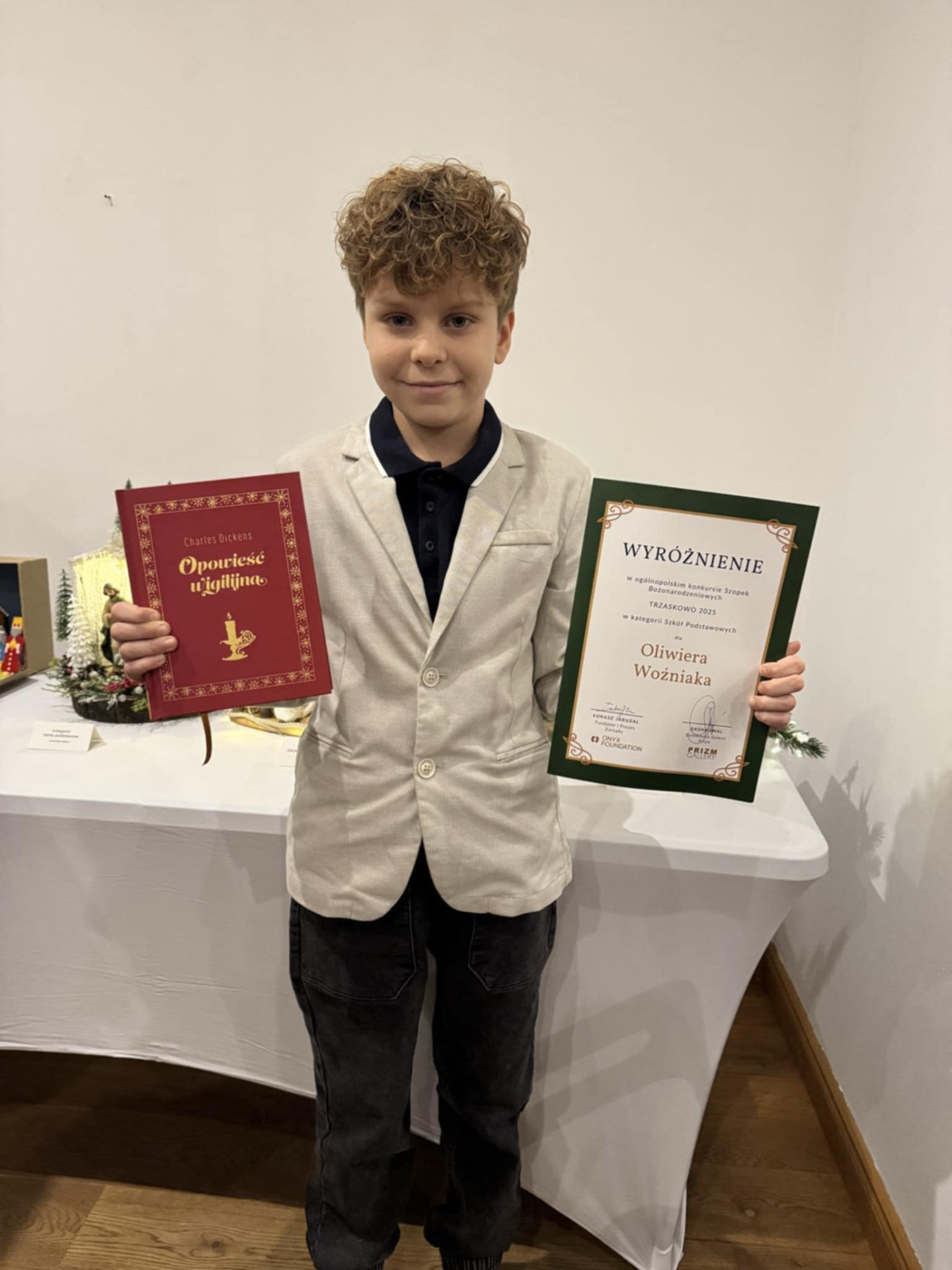 Tutaj powinien być opis obrazka